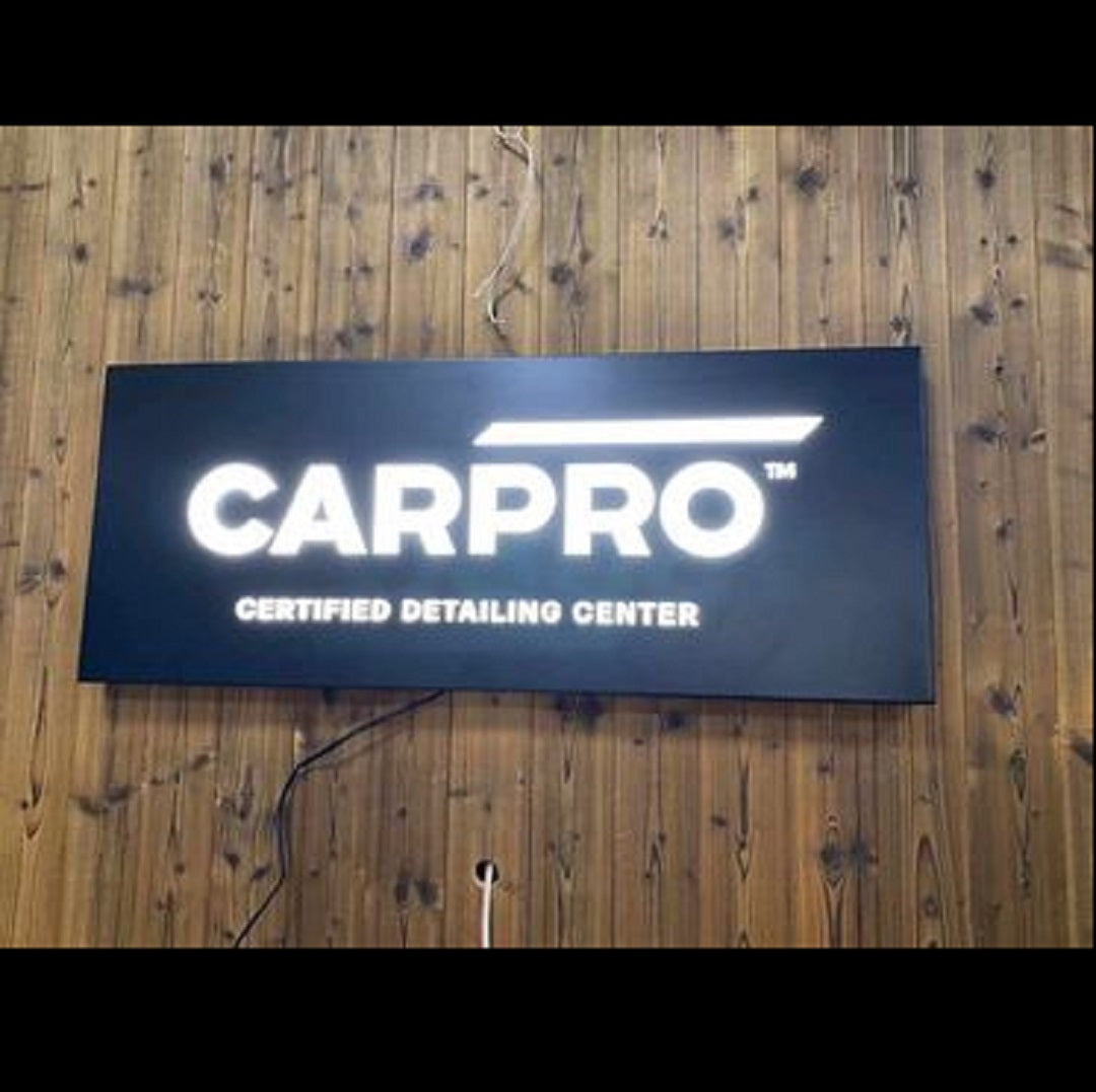CARPRO LED Skilti (1m x 40cm) (Sérpöntun, kostnaðarverð)