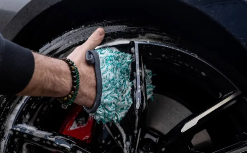 AutoFinesse Ultra Plush WheelMitt - MF Felguhanski